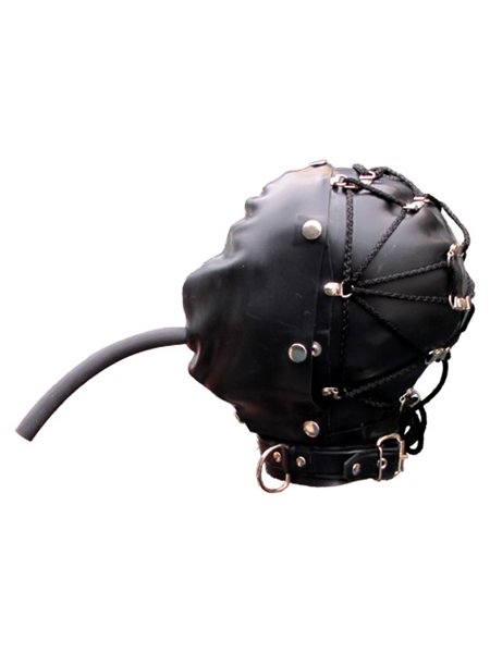 Máscara de cabeza en negro con abertura de tubo