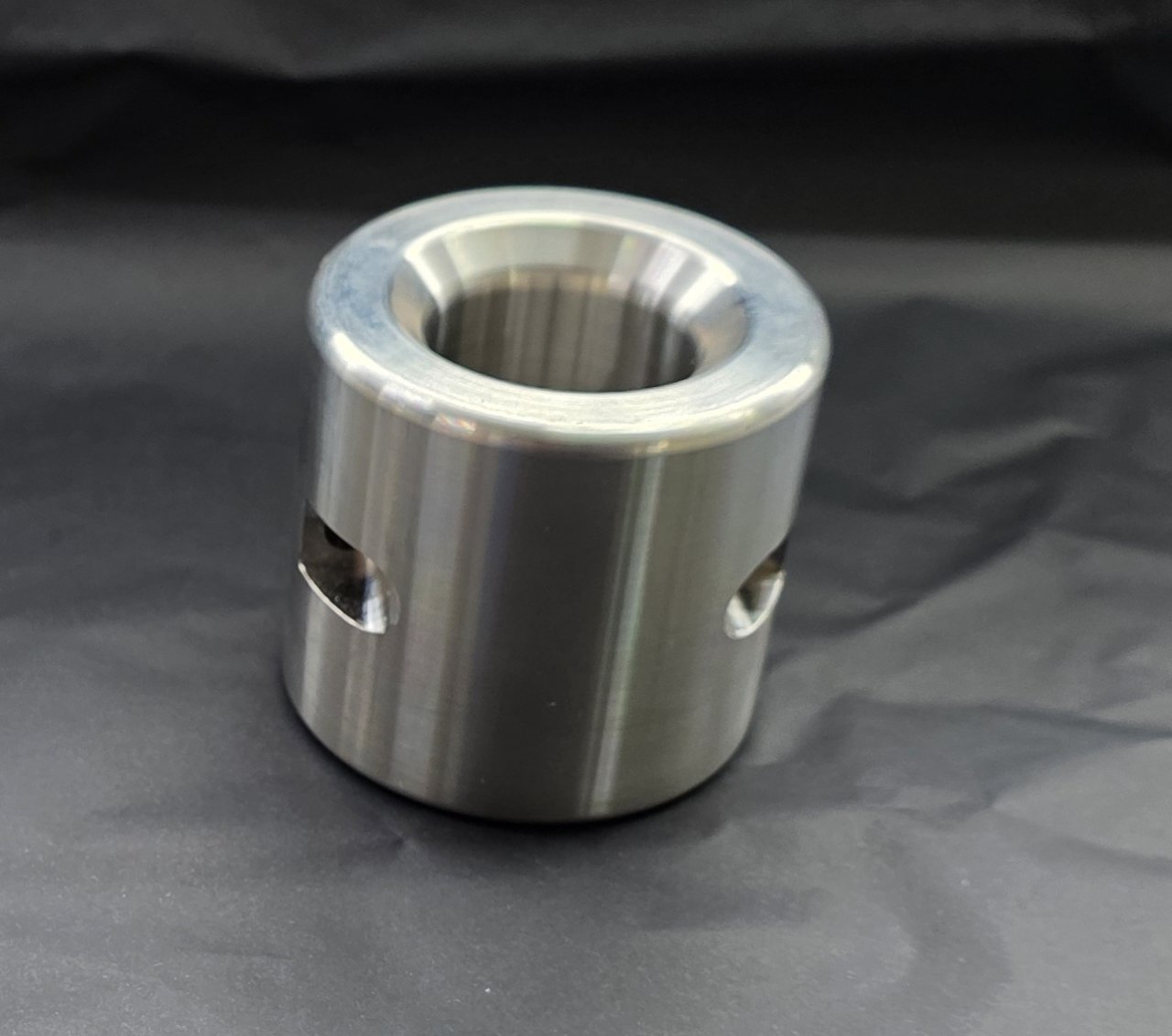 Acero inoxidable ball stretcher Altura:60 Diámetro interior: 29 mm Diámetro exterior: 65 mm