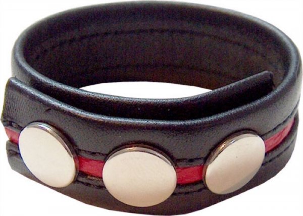 El Sr. B Cockstrap en rojo: despierta al toro salvaje